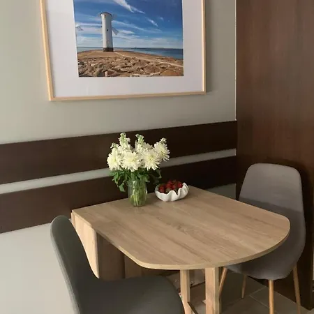 Apartament- Blisko Morza- W Trzech Koronach Z Prv Miejscem Parkingowym W Cenie! * Swinoujscie