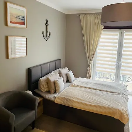 Apartament- Blisko Morza- W Trzech Koronach Z Prv Miejscem Parkingowym W Cenie! Apartment Swinoujscie